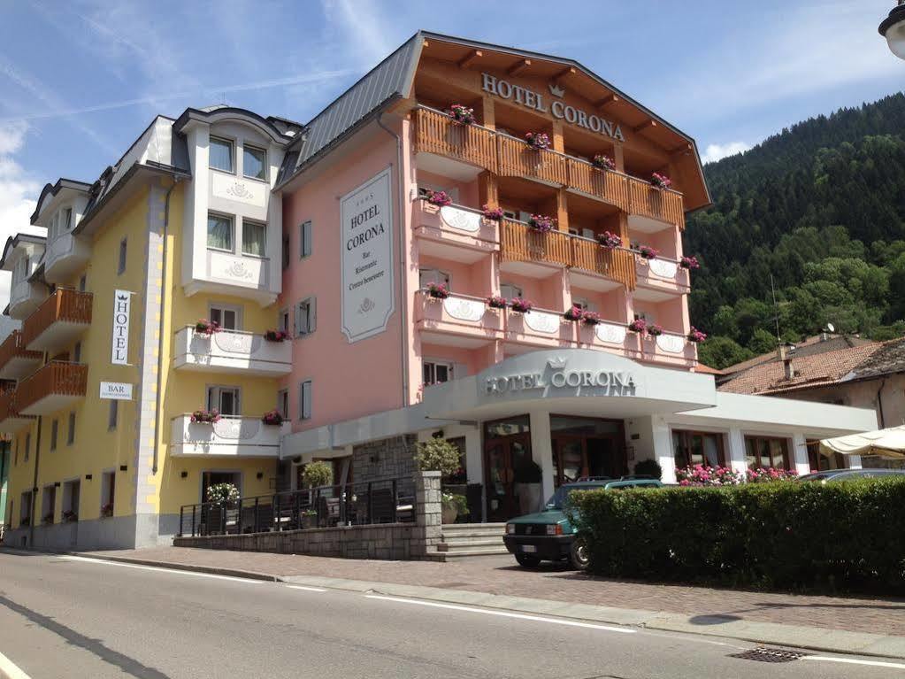 Hotel Corona Pinzolo Exterior photo