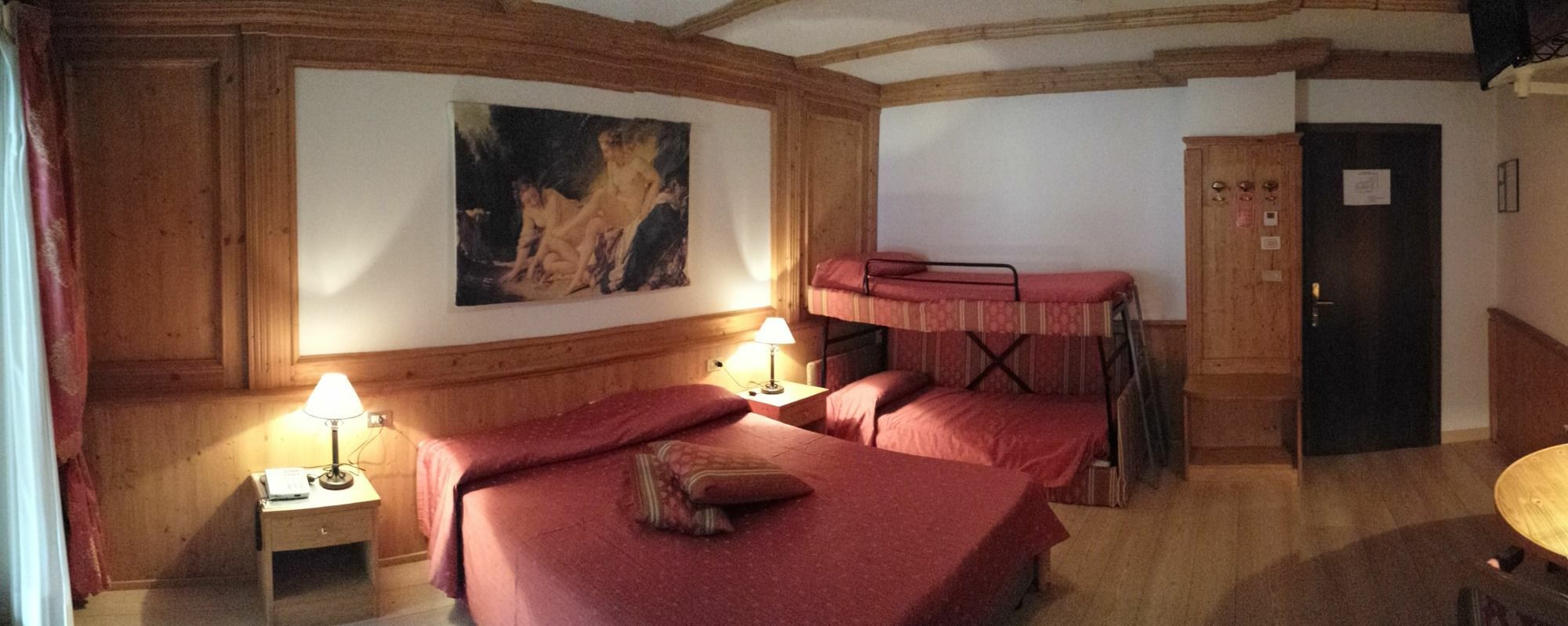 Hotel Corona Pinzolo Exterior photo